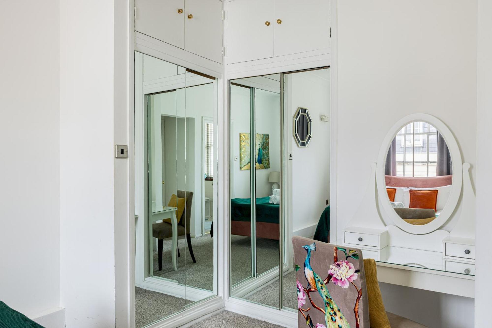 Picktheplace Lancaster Gate Лондон Экстерьер фото